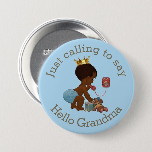 おばあちゃんに挨拶をするかわいいエスニックの王子 缶バッジ (正面&裏面)