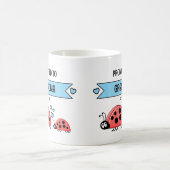 おばあちゃんに昇進したてんとう虫ブルー コーヒーマグカップ (中央)