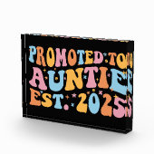 おばあちゃんに昇進した。2025 III フォトブロック (右)