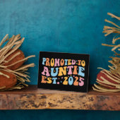 おばあちゃんに昇進した。2025 III フォトプラーク (側面)