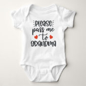 おばあちゃんに渡して下さい ベビーボディスーツ (正面)