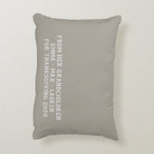 「おばあちゃんのために予約」が個人設定の感謝祭 アクセントクッション (裏面(縦))