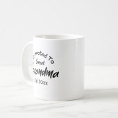 おばあちゃんのひ孫昇格おめでとう コーヒーマグカップ (正面左)