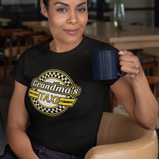 おばあちゃんのタクシーロゴ Tシャツ