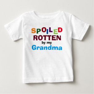 おばあちゃんのベビー幼児Tシャツで腐った ベビーTシャツ