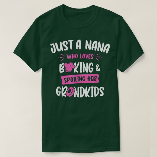 おばあちゃんのベーキングが大好きなナナ Tシャツ (デザイン正面)