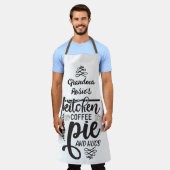 おばあちゃんの台所 |コーヒパーソナライズされたーパイ&ハグ エプロン (着用した状態)