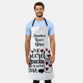 おばあちゃんの台所 |秘密の成分は愛 エプロン (着用した状態)