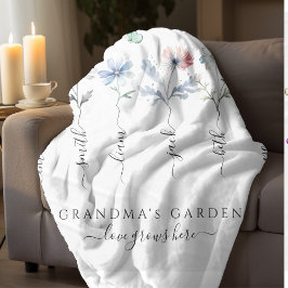 おばあちゃんの庭とグランドキッズの名前Water color フリースブランケット