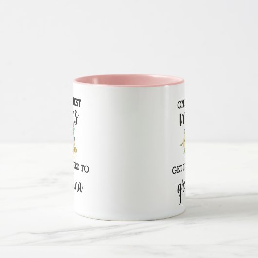 おばあちゃんの新しいおばあちゃん妊娠の暴露に昇進 マグカップ (中央)