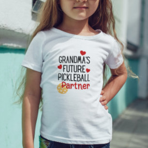 おばあちゃんの未来ピックボールのパートナー孫 トドラーTシャツ