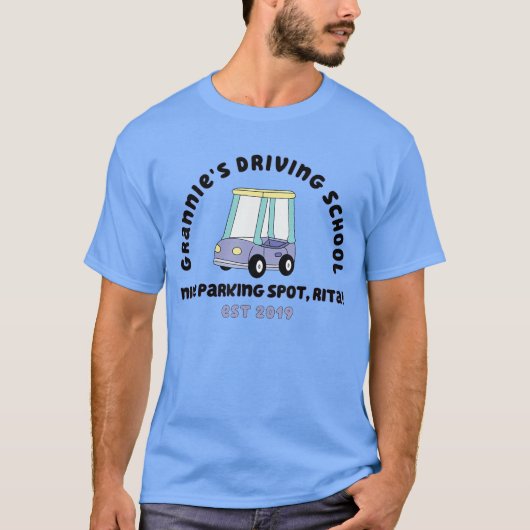 おばあちゃんの自動車学校 素敵な火花のスポット リタ・フウ Tシャツ (正面)