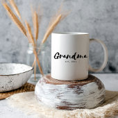 おばあちゃんの設立された年のミニマリスト ツートーンマグカップ