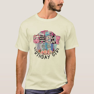 おばあちゃんの誕生日ガールファーム牛Tシャツ Tシャツ
