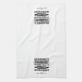 おばあちゃんの食事が思い出に キッチンタオル (縦)