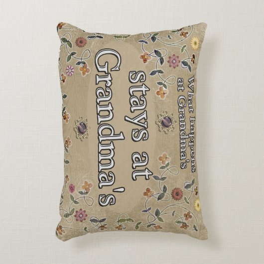 おばあちゃんの_枕で起こること アクセントクッション (正面(垂直))