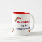 おばあちゃんのAre justヴィンテージ小さな女の子マグ ツートーンマグカップ (正面右)