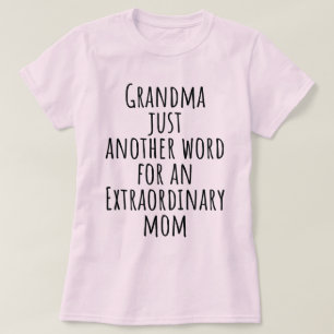 おばあちゃんは特別なママの別名詞 Tシャツ