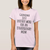 おばあちゃんは特別なママの別名詞 Tシャツ (正面)