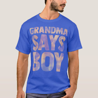 おばあちゃんは男の子のジェンダーが妊娠の発表を明らかにしていると言う Tシャツ