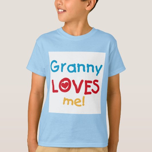 おばあちゃんはTシャツとギフトが大好き Tシャツ (正面)