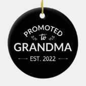 おばあちゃんエストに昇格。2022 II セラミックオーナメント (裏面)