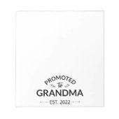 おばあちゃんエストに昇格。2022 II ノートパッド (正面)