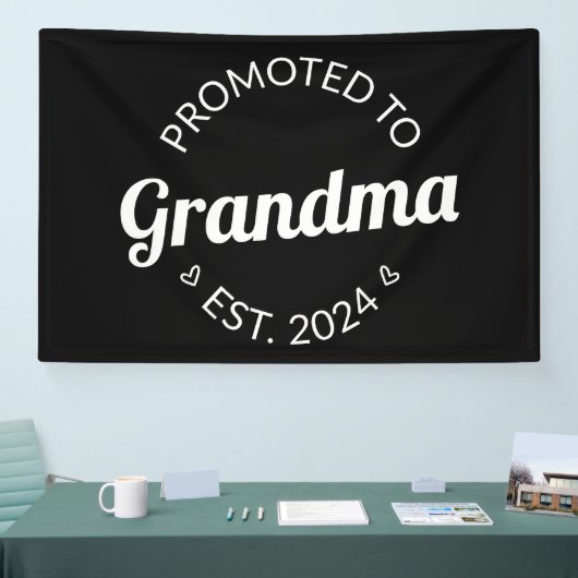 おばあちゃんエストに昇格。2024 I 横断幕 (トレードショー)