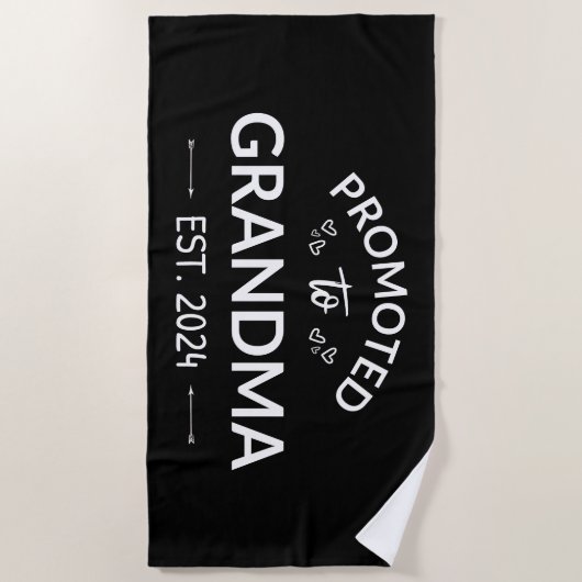 おばあちゃんエストに昇格。2024 II ビーチタオル (正面)