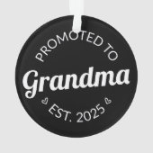 おばあちゃんエストに昇格。2025 I オーナメント (裏面)