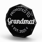 おばあちゃんエストに昇格。2025 I フォトブロック (右)