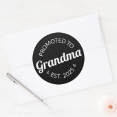 おばあちゃんエストに昇格。2025 I ラウンドシール (封筒)