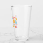 おばあちゃんエストに昇格。2025 III タンブラーグラス (左)