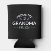 おばあちゃんエストに昇格。2026 II 缶クーラー (裏面)