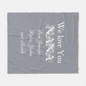 おばあちゃんエレガントラブナナカスタムファミリーかわいいグレー フリースブランケット (正面(横))