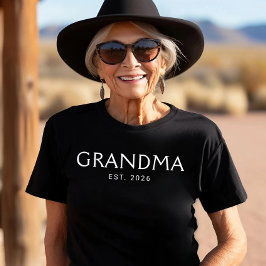 おばあちゃんデビューギフト Tシャツ