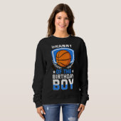 おばあちゃんバスケットボールファミリー誕生日セレブ スウェットシャツ (正面フル)