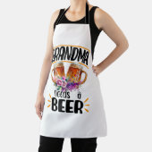 おばあちゃんビールおもしろいマグフローラ エプロン (インサイチュ)