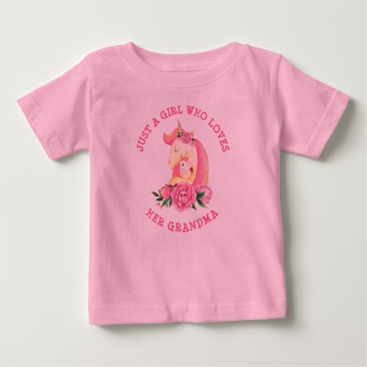 おばあちゃんユニコーンを愛する文字の女の子を変えることができる ベビーTシャツ (正面)