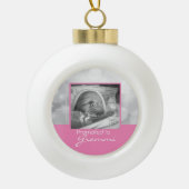 おばあちゃん初めてのクリスマス写真オーナメント セラミックボールオーナメント (正面)