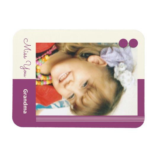 おばあちゃん恋しく思写真のクリームと紫 マグネット (横)