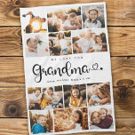 おばあちゃん愛するハートモダンPhoto Collage キッチンタオル<br><div class="desc">おばあちゃん大好き！可愛いモダンの家族の写真のコラージュのキッチンタオルを祖母に愛されている程度を示す。ハートが盛り上がる手文字のデザインが大好きで、親の愛する祖父母にとって心のこもった形見の贈り物。12の写真とお気に入りのあなたの個人的なメッセージと名前でパーソナライズ。他にも祖母（ミミ、ナナ、ミームー、大間）と呼ばれる名前が多く付いている。その他にも、以下のコレクションの中のものを探して下さい。</div>