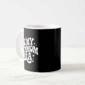 おばあちゃん時代に突入 おもしろ自慢の祖母ニックネーム コーヒーマグカップ (正面左)