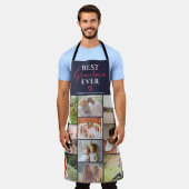 おばあちゃん最高のは今までネイビー青10写真コラージュのグリッド エプロン (着用した状態)