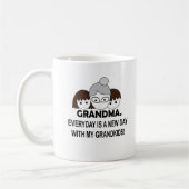 おばあちゃん祖母かわいい祖母 コーヒーマグカップ (左)