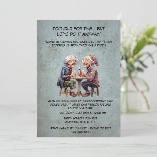 おばあちゃん笑い誕生日おもしろいシニア女性パーティー 招待状 (スタンド正面)