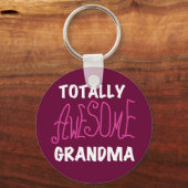 おばあちゃん素晴らしピンクのTシャツとギフト キーホルダー (正面)