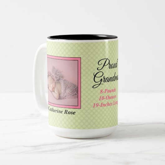 おばあちゃん誇りを持った新生児グリーンとピンク2の写真 ツートーンマグカップ (正面左)