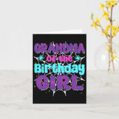 おばあちゃん誕生日の女の子スパイダーウェブファミリーパー カード (黄色い花)