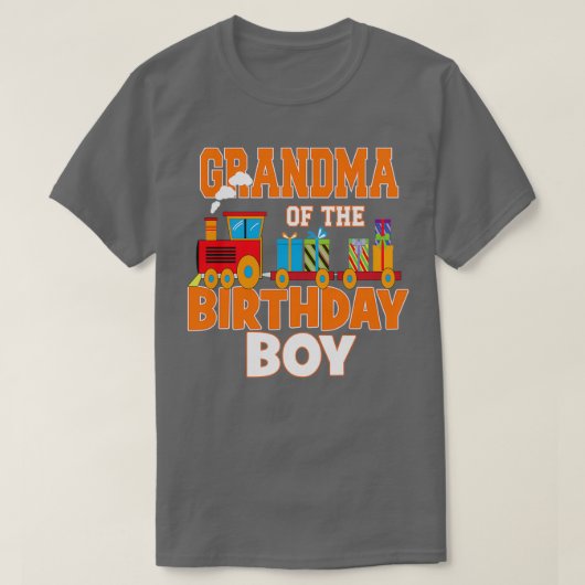 おばあちゃん誕生日の男の子の列車恋人の日パーティー Tシャツ (デザイン正面)